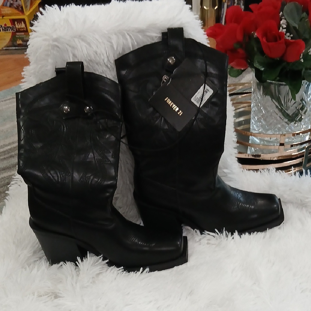 Forever 21 Black Heeled Boots with Faux Fur Trim